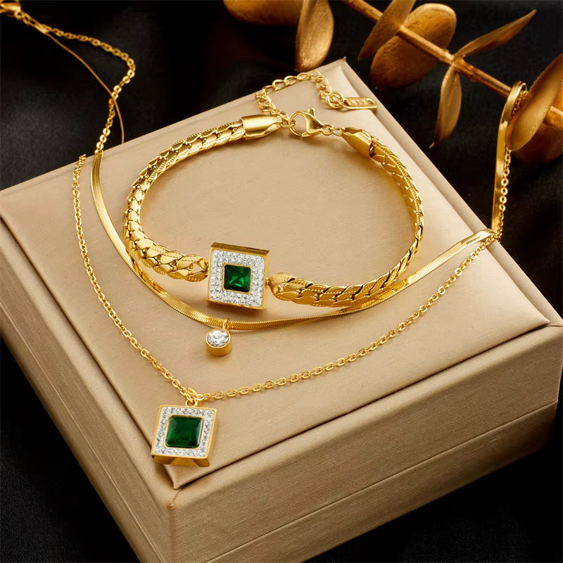 18K Gold Emerald Luxe Jewellery Set – Double Layer Necklace & Bracelet