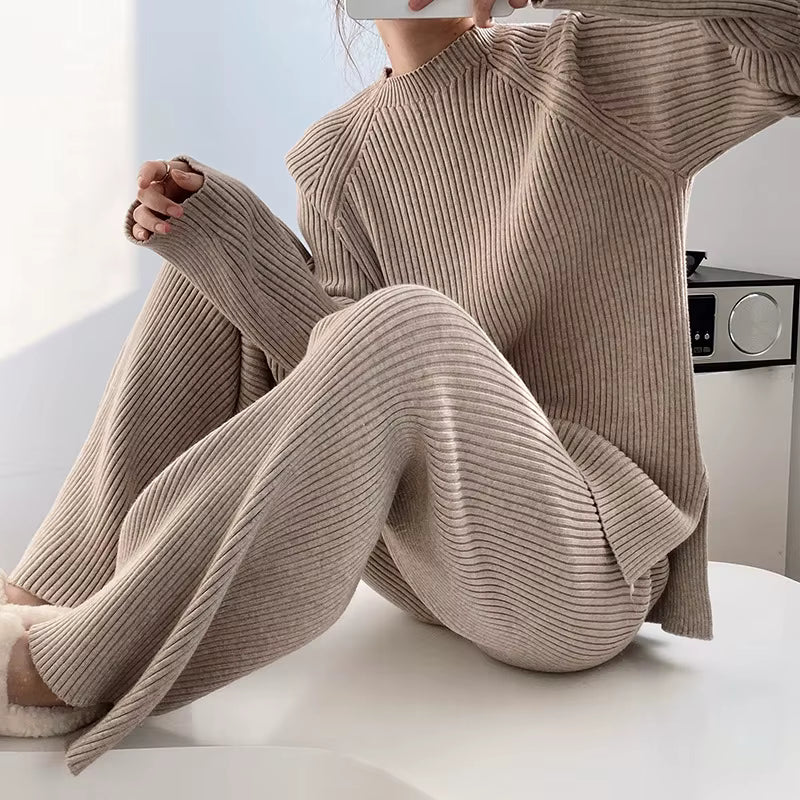 Knitted lounge outfit set